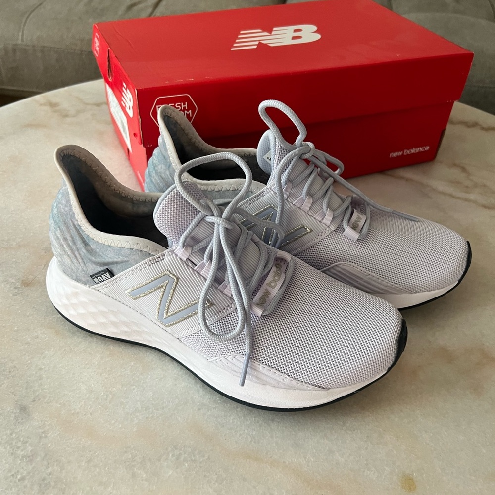 New Balance Road Running Shoes, with box!